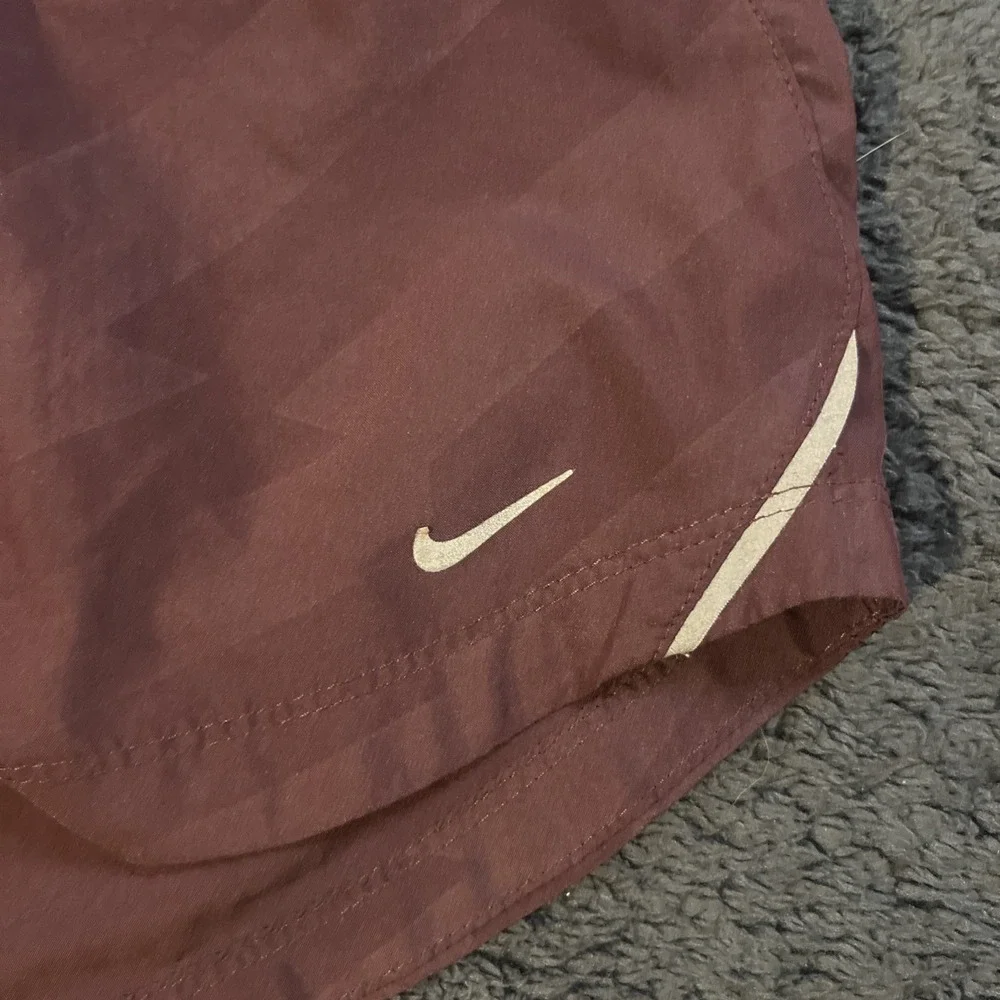 Nike Women's burgundy Dri-Fit Running Shorts With Liner Size M Reflective Track